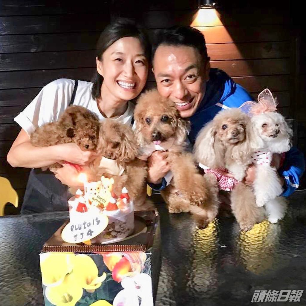 當時姜皓文更指陳才是自己最愛，和金慧英（左）同居是一個錯誤。